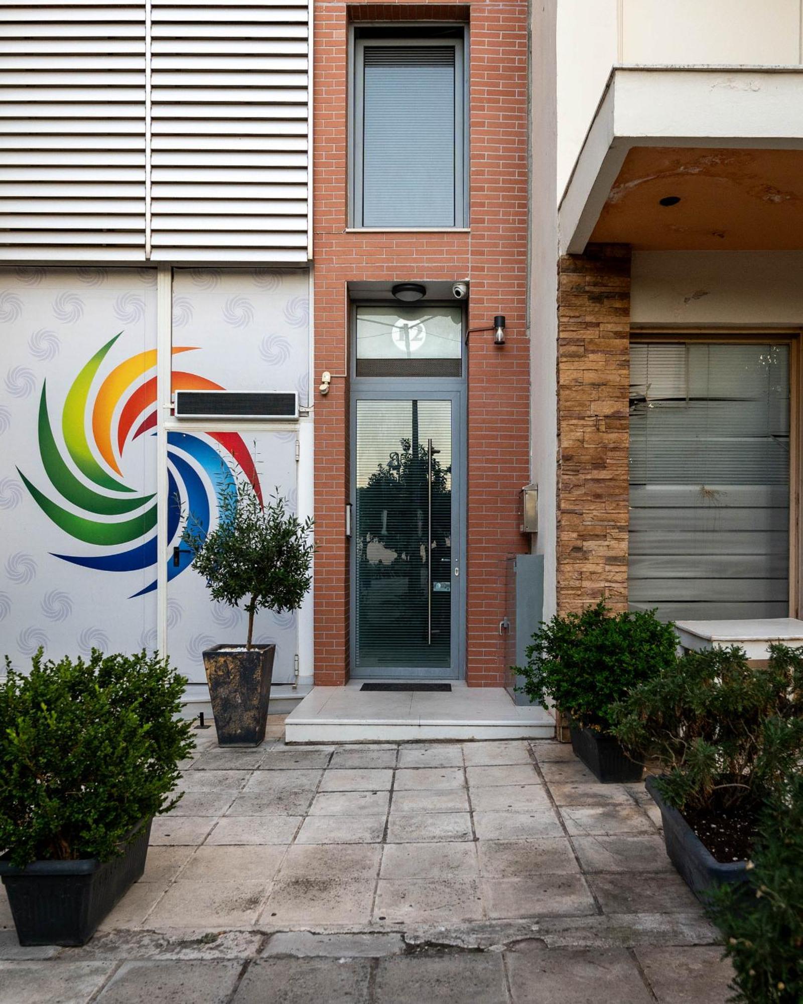 Byron Luxury Apartments Aigio Exterior photo